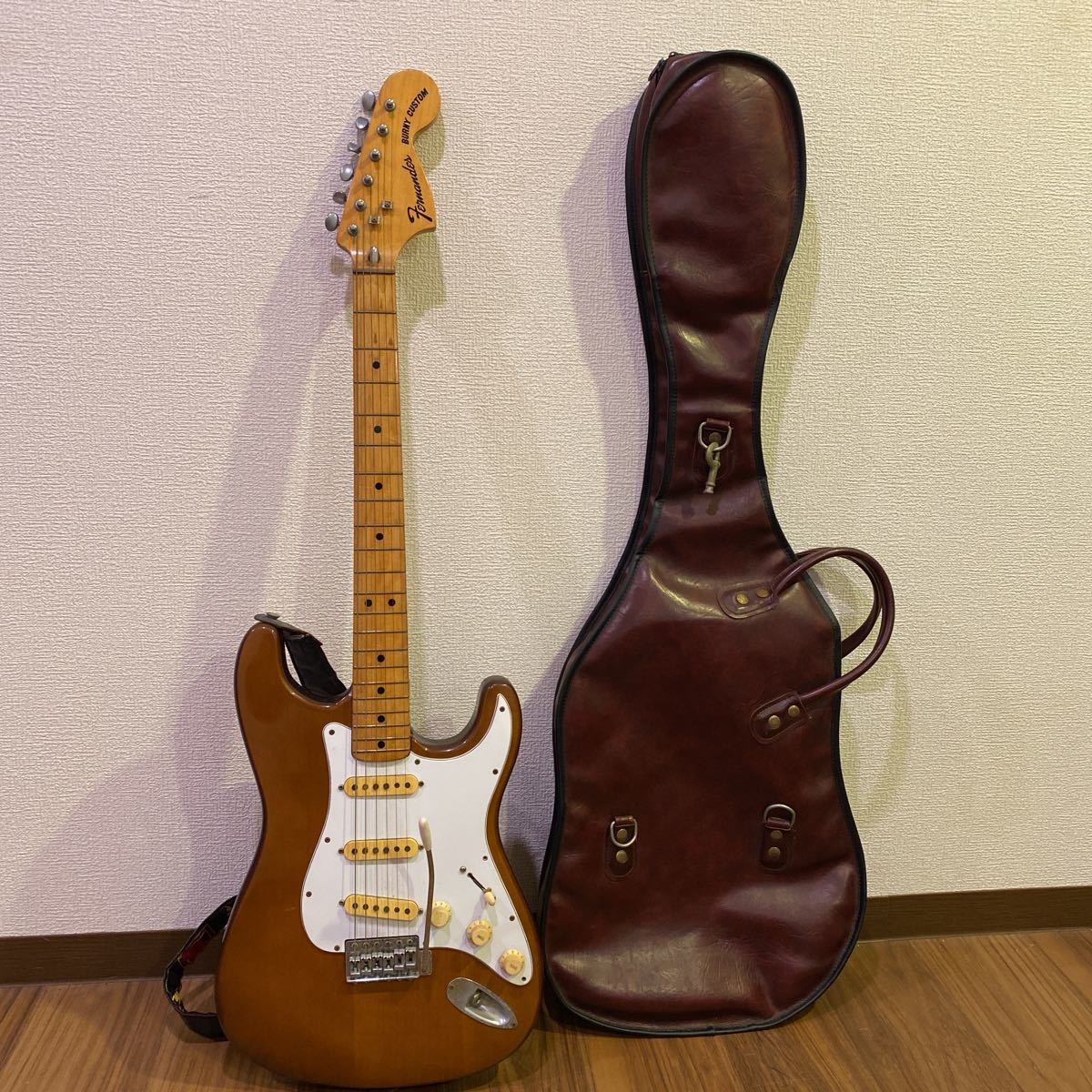 【コレクター放出品】Fernandesフェルナンデス BURNY CUSTOM バーニーカスタム エレキギター ストラトキャスター 160サイズ（417）