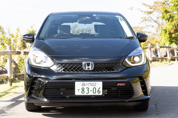 走りも楽しくて実用性も高いHonda「FIT RS」は優等生モデル - 週刊アスキー