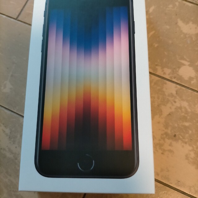 アップル iPhoneSE 第3世代 64GB ミッドナイト au