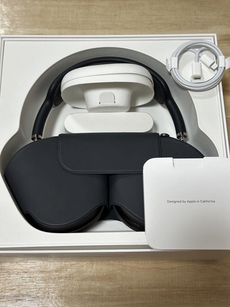AirPods MAX
