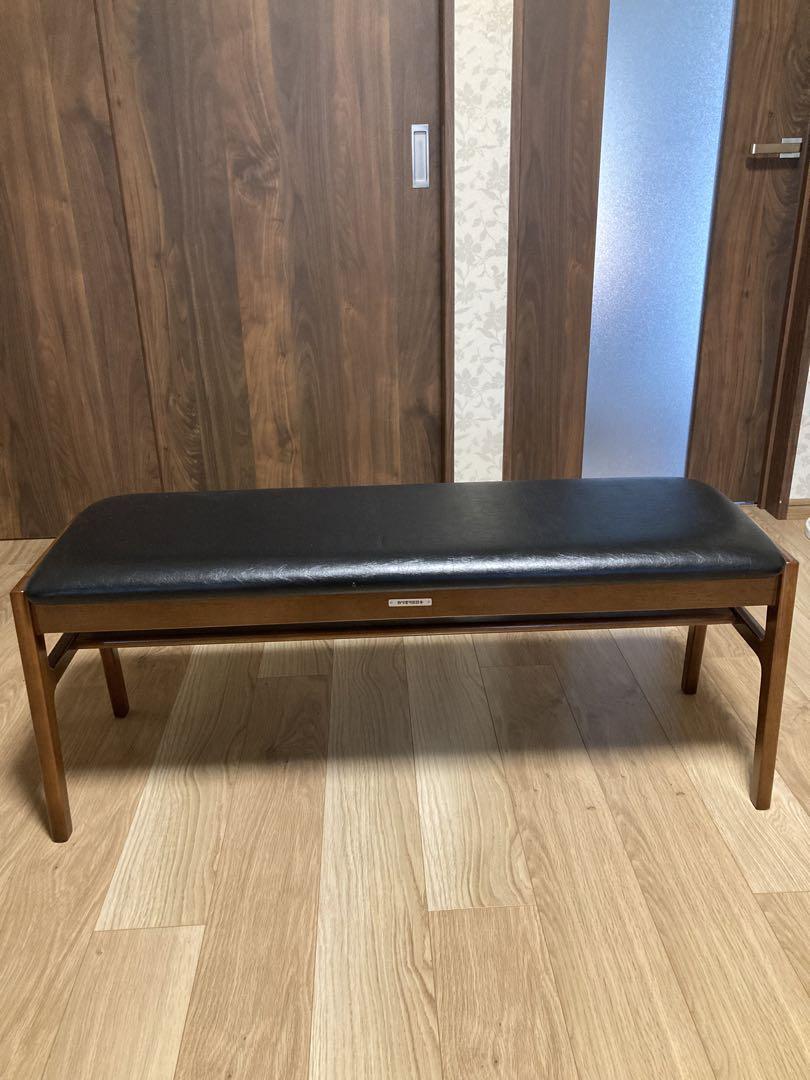 カリモク家具