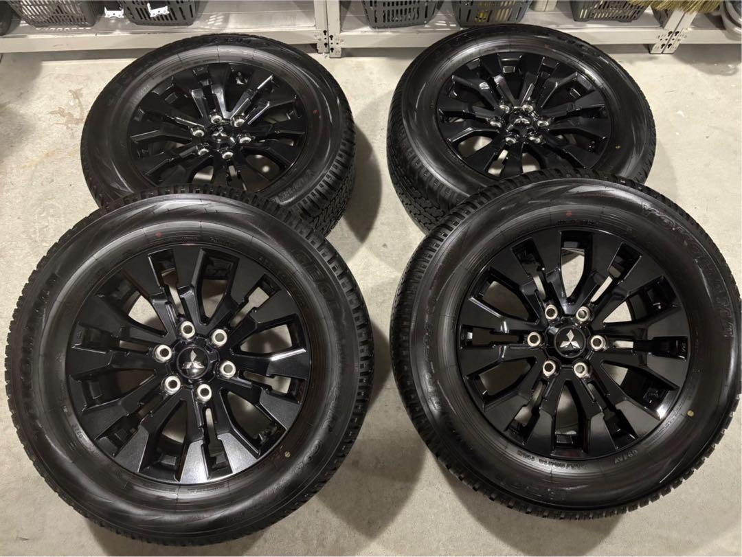 トライトンGSR 純正ホイール・タイヤ