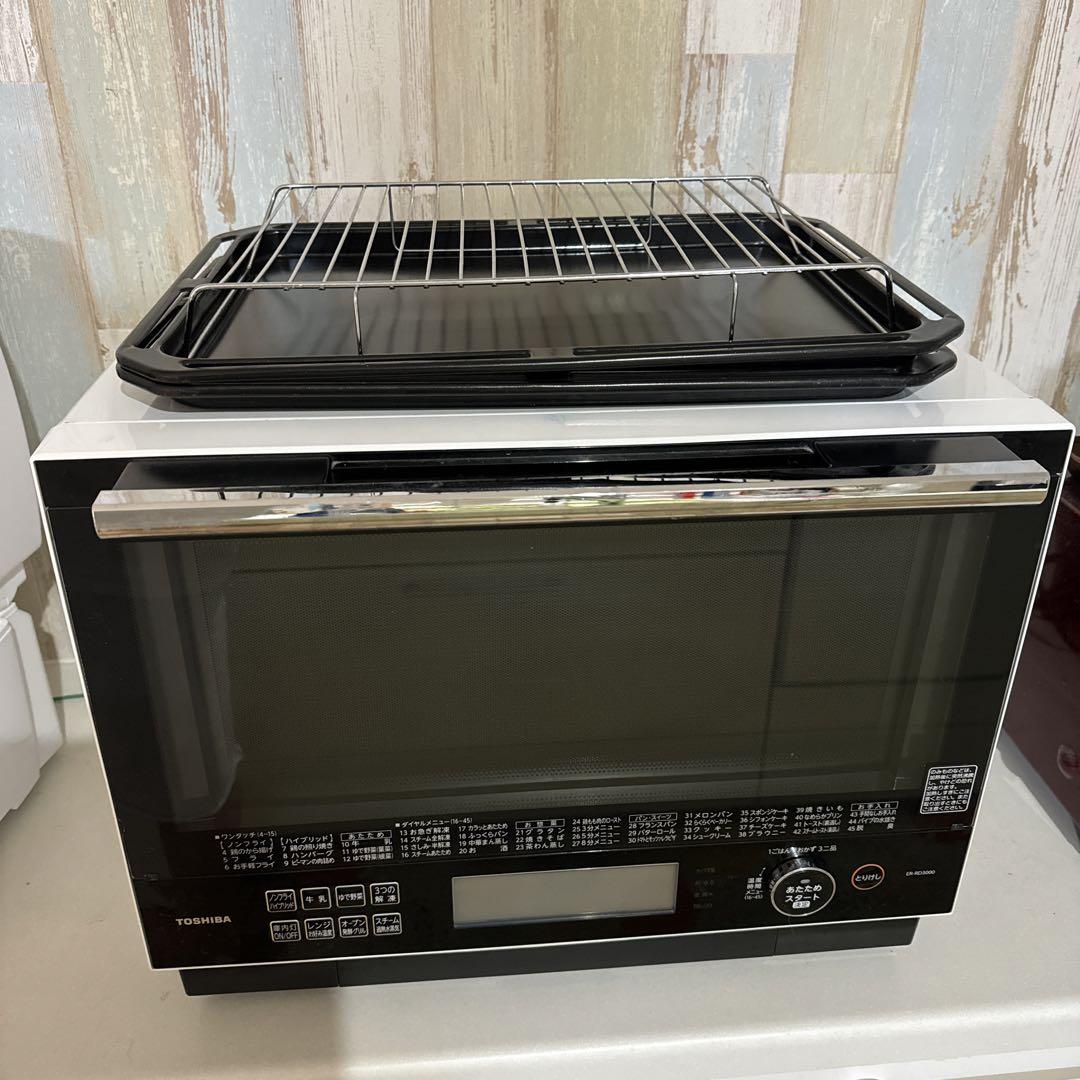 東芝電子レンジ　ER-RD3000 石窯ドーム　2017年製