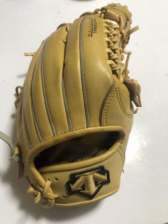 硬式グローブ　外野手用