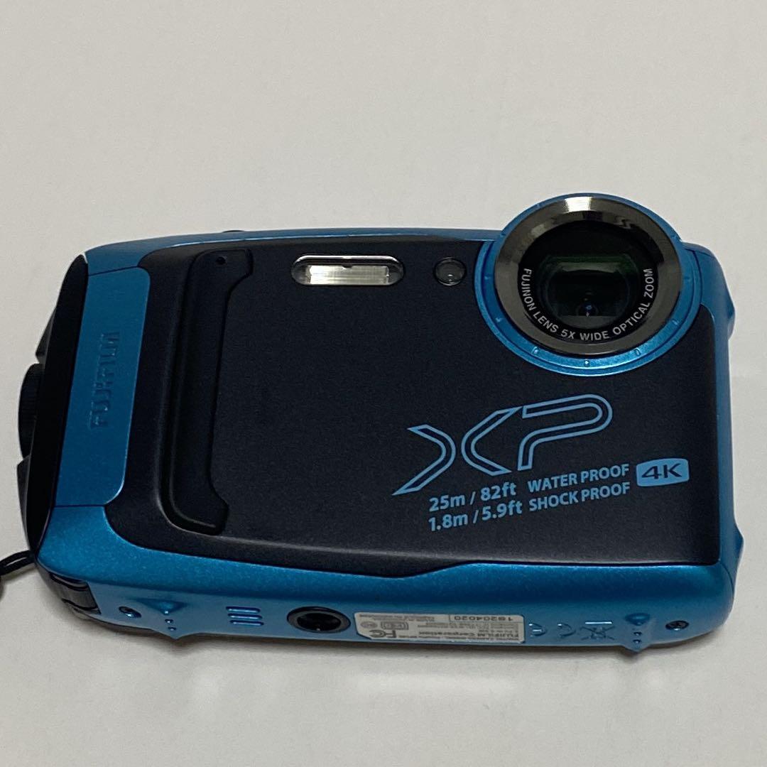 極美品　FUJIFILM FinePix XP140