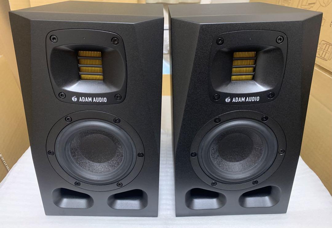 ADAM A4V ペア