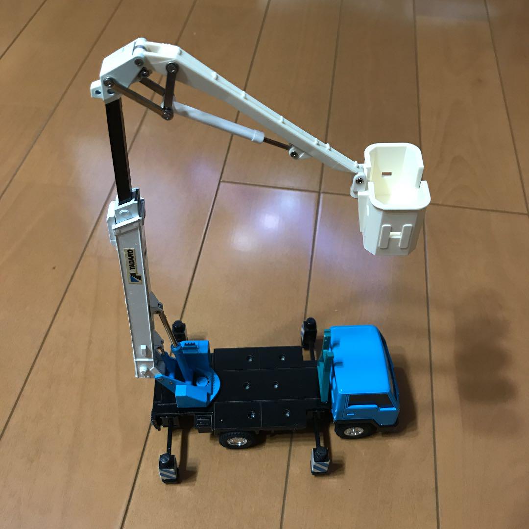 働く車タダノ高所作業車スカイボーイ/ミニカー/初期モデルミニチュア