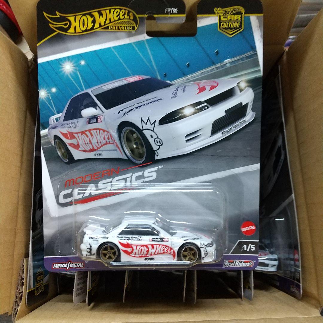 新品10個ホットウィール 日産 スカイライン GT-R (R32) パンデム