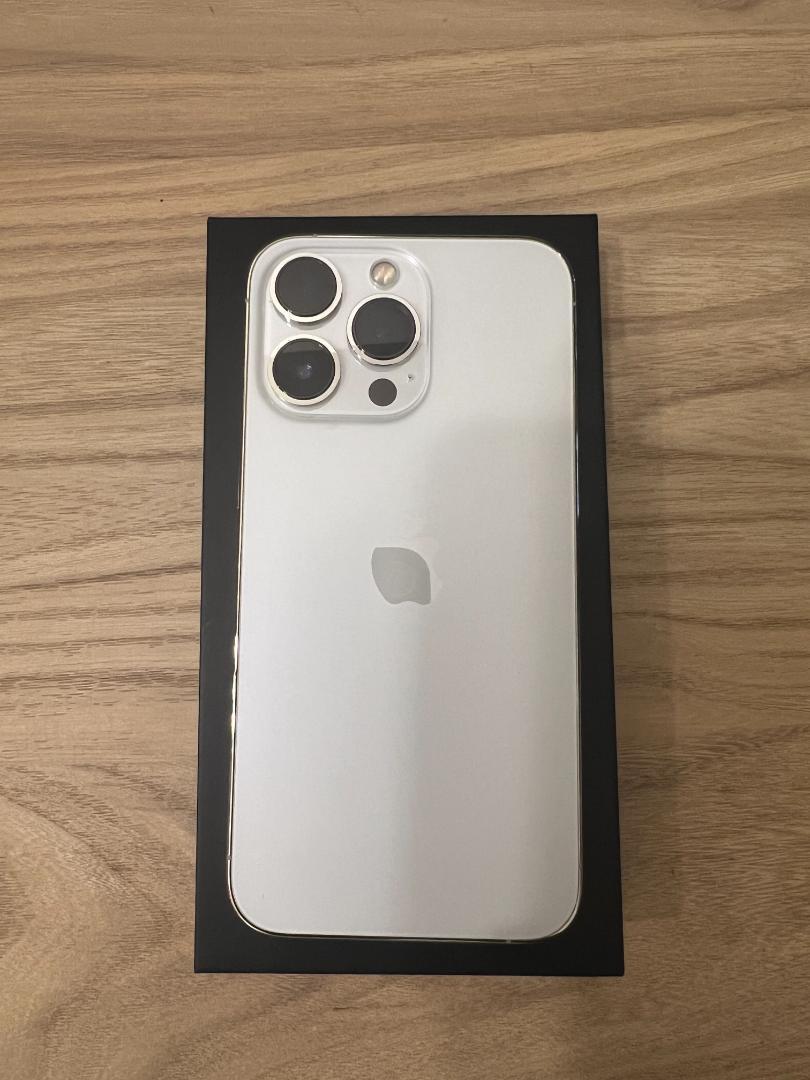 iPhone13 Pro 256GB SIMフリー シルバー