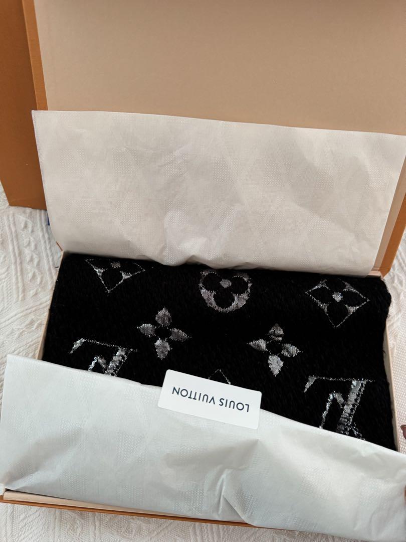 LOUIS VUITTON モノグラムマフラー